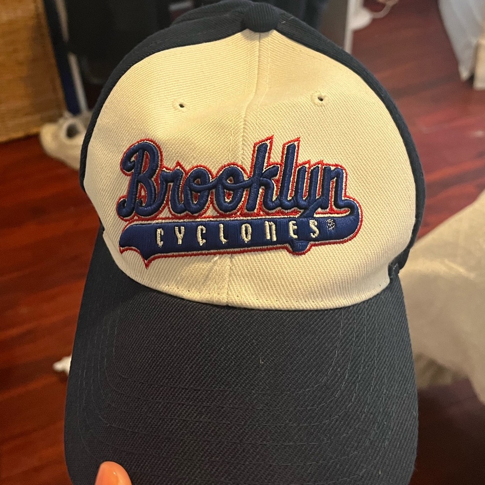 Brooklyn Cyclones Baseball Hat - Navy & Cream